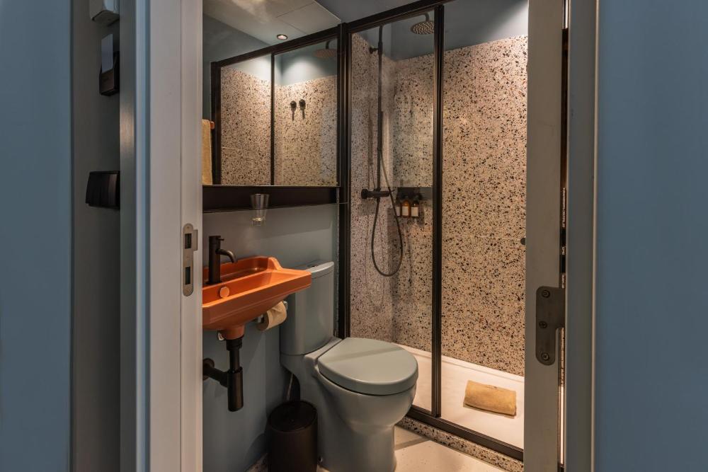 Double Room interior